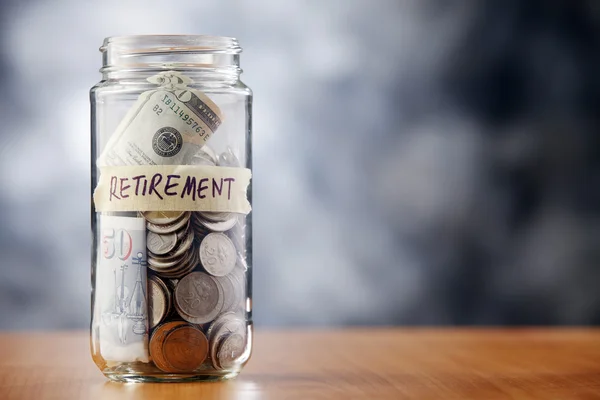 Annuity vs. 401(k)| Which Is Better for Retirement?